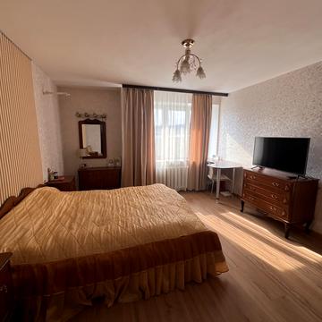 Антоновича вул. (Горького), 156