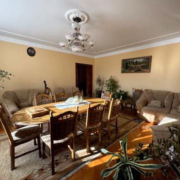 Стефаника вул., 12