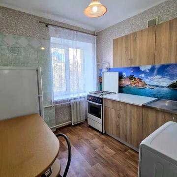 Джона Маккейна вул. (Івана Кудрі), 9