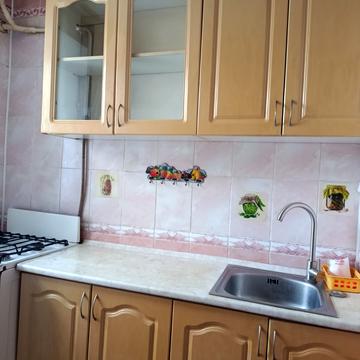 Ялтинська вул., 9-А