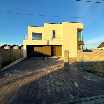 Київська вул.