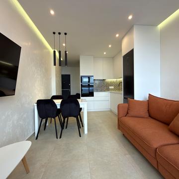 Набережно-Рибальська дорога вул., 27