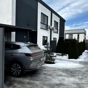 Святищенська вул.