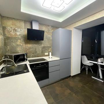 Кудрявська вул., 31-33