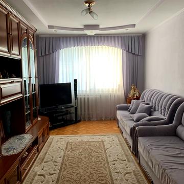 Кулика і Гудачека вул. (Макарова), 10