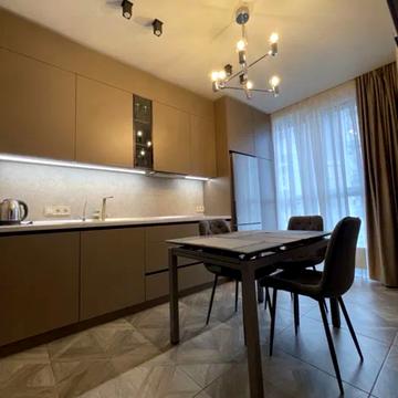 Зоряний бульв., 1м