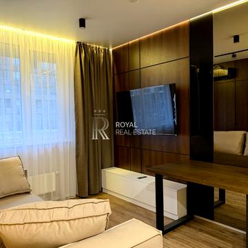 Салютна вул., (Будинок 03701-03705)