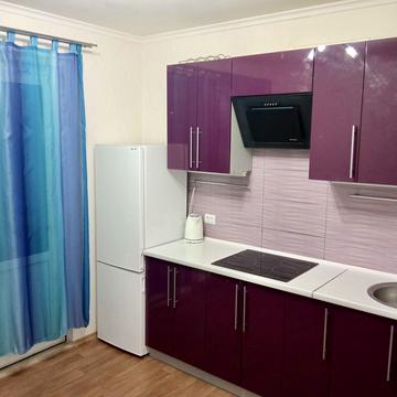 Бориса Гмирі вул., 16