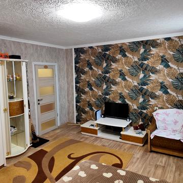 Князя Володимира Великого просп., 77а