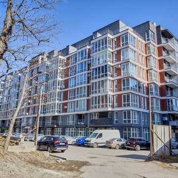 Володимира Великого вул., 5