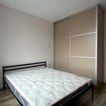 Салютна вул., 2к25