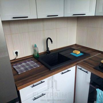 Кубанської України вул. (Маршала Жукова), 33