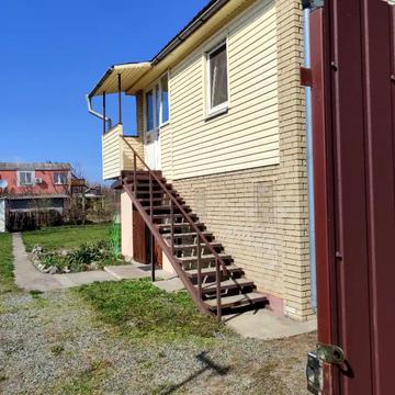 Центральна