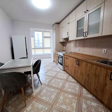 Максима Залізняка вул., 1в