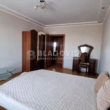 Григорія Ващенка вул., 3