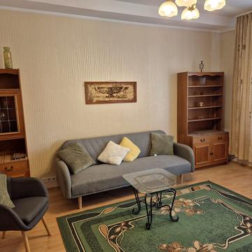 Велика Васильківська вул. (Червоноармійська), 112