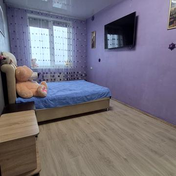 Михайлівська вул., (Будинок 1)