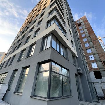 Юліана Целевича вул., 36а