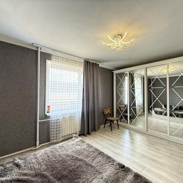 Ревуцького вул., 42