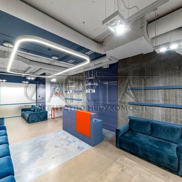 Деміївська вул., 13