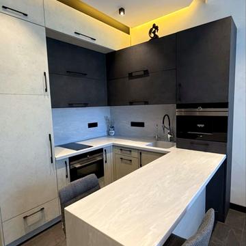 Лукянівська пл., 21