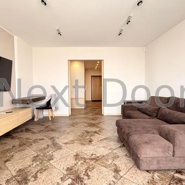 Василя Касіяна вул., 2/1