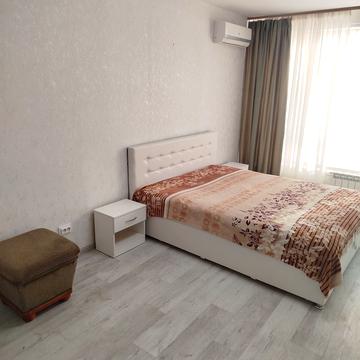 Амвросія Бучми бульв., 6