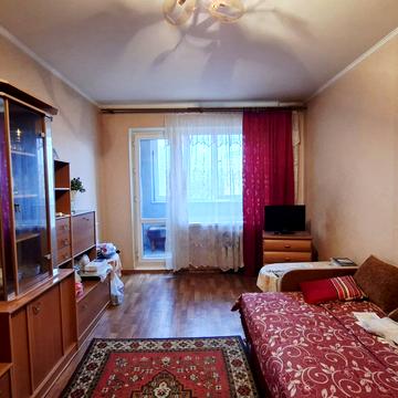 Євгена Чикаленка вул., 52/1