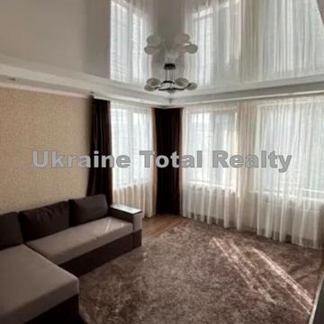 Клавдіївська вул., 40-Г