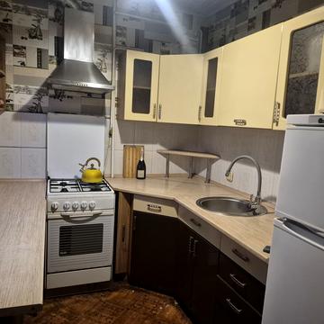 Липова вул., 16