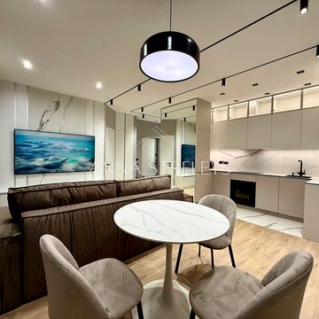 Шевченка вул., (Будинок)