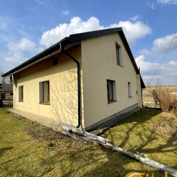 Садова вул., 10