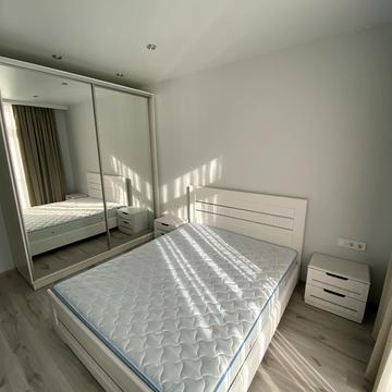 Вячеслава Чорновола просп. (), 16а