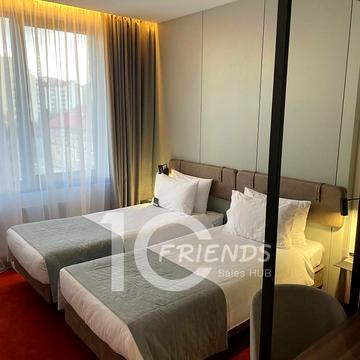 Тараса Шевченка вул., (Будинок)