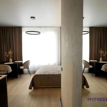 Лукянівська пл., (Будинок)