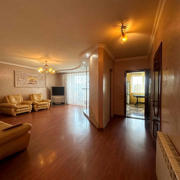 Депутатська вул., 29