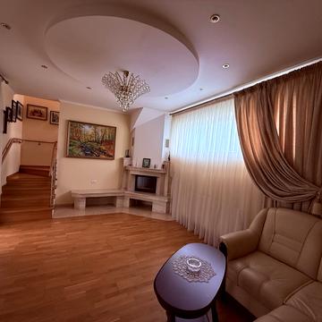 Цвітна вул.