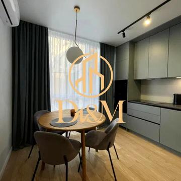 Салютна вул., (Будинок 02301-02303)