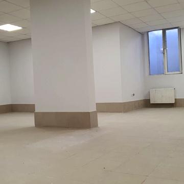 Василя Симоненка вул., 2