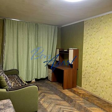 Вишгородська вул., 44