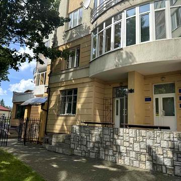 Генерала Миколи Юнаківа вул., 9б