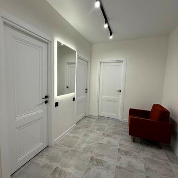 Митрополита Шептицького вул., 8