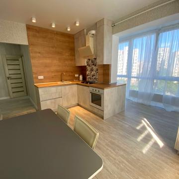 Олексія Вадатурського вул. (Маршала Малиновського), 18