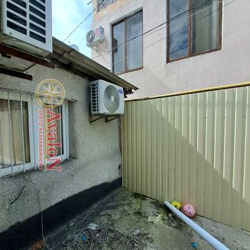 вулиця 1-ша Лінія, 68