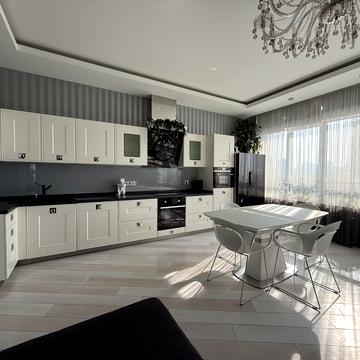 Джона Маккейна вул. (Івана Кудрі), 7