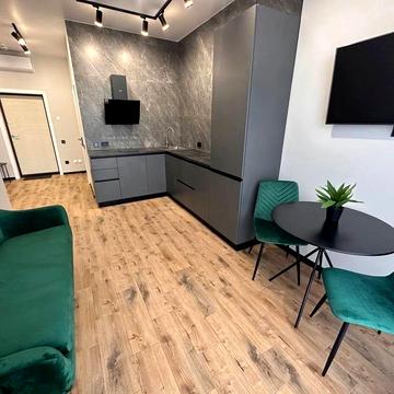 Зоряний бульв., 1м