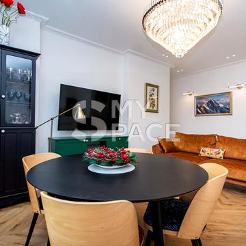 Дегтярівська вул., 17 к1