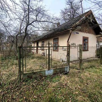 Вербова вул., 1