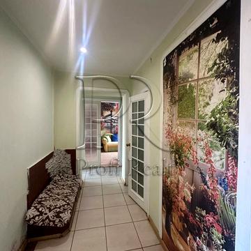 Антоновича вул. (Горького), 100