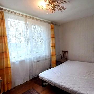 Богатирська вул., 14